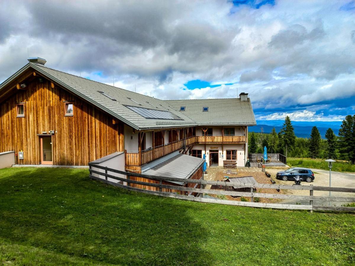 Jufa Hotel Hochrindl Exterior photo